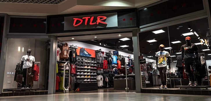 JD Sports se refuerza en Estados Unidos con la compra de Dtlr